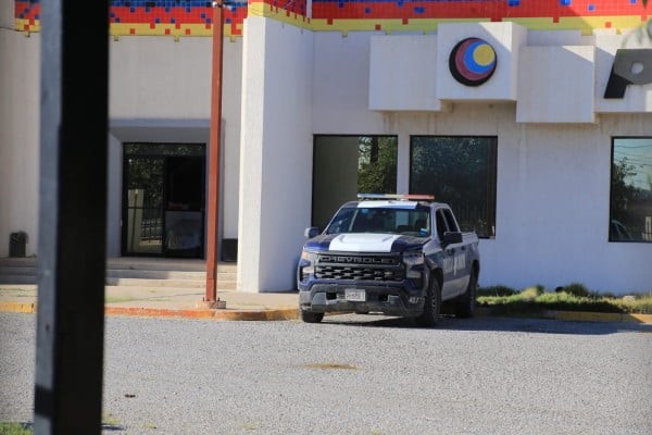 Hallan muerto a adulto mayor en maquila abandonada