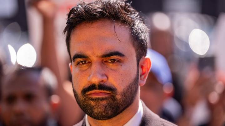 El presidente del Partido Demócrata de Nueva York se niega a respaldar a Zohran Mamdani