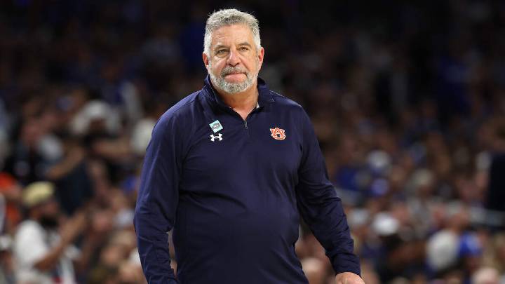 Bruce Pearl Makes Surprising Decision On Future: Report