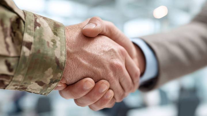 Bank of America increases its military hiring, by 10,000