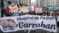 En medio del debate por la Emergencia Pediátrica, anuncian aumento para el personal del Garrahan