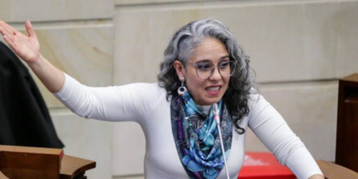 María José Pizarro lanzó dura crítica contra dirigentes por visitas a Washington: “Son capaces de destruir a Colombia con tal de ganar las elecciones del 2026, eso no es pensar en el país”