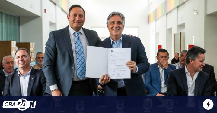 Martín Llaryora inauguró una nueva escuela Proa orientada al software