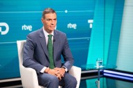 Sánchez acusa a los jueces de prevaricación por investigar su entorno familiar