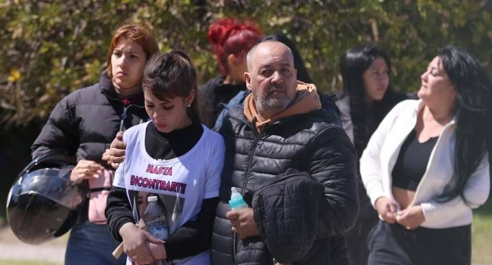 Argentina: Víctimas del triple feminicidio son enterradas en medio de la investigación | Brenda del Castillo | Morena Verdi | Lara Gutiérrez 