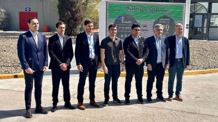 Provincias Unidas lanzó su campaña: Valdés pidió votar diputados que defiendan el federalismo y no la casta