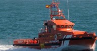 Desaparece en Canarias y solo encuentran su barco a la deriva con su perra dentro