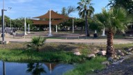 Avanzan trabajos para los ‘Senderos de Paz’ en el Parque Central de Mazatlán