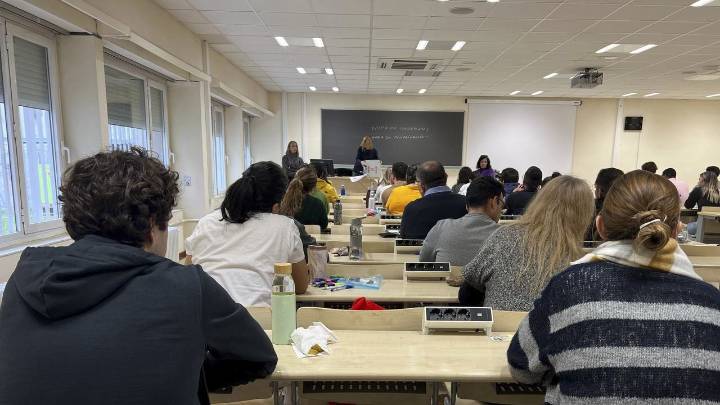 Sanidad amplía el plazo de inscripción al MIR por problemas en la página web