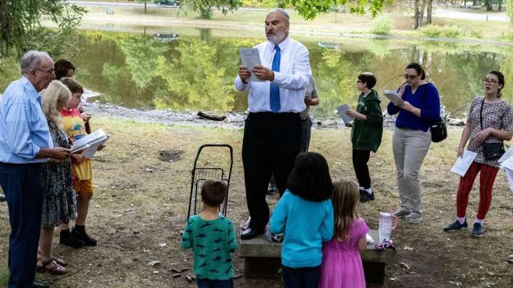 Residents observe Rosh Hashanah to usher in the Jewish new year