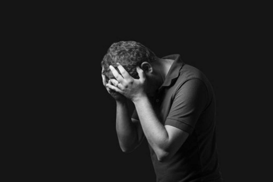 Una de cada 100 muertes en el mundo es un suicidio, señala informe de la OMS