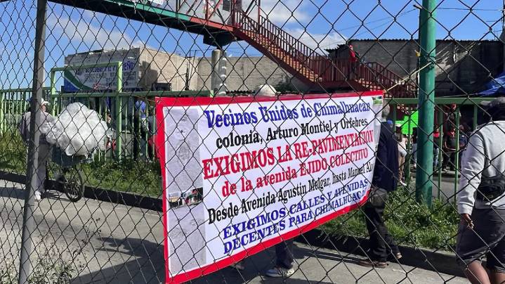 Bloqueo en Chimalhuacán: vecinos de cuatro colonias piden la rehabilitación de varias vialidades