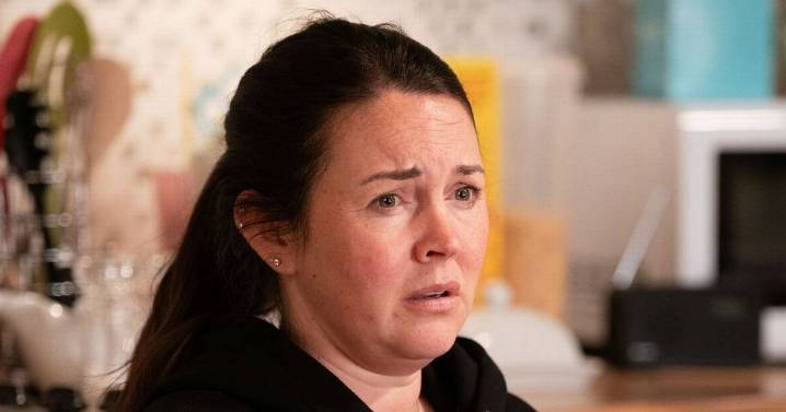 EastEnders return 'sealed' for legend 19 years after debut in Stacey Slater twist