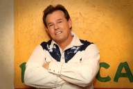 ‘90s country music icon to play New England’s oldest fair