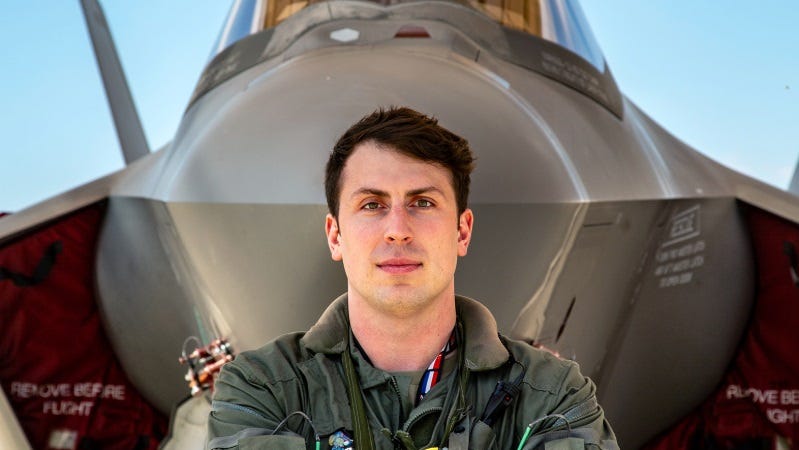 Edwards AFB test pilot selected for yearlong NASA Mars mission simulation