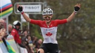 Magdeleine Vallieres becomes 1st-ever Canadian to win elite race at road cycling worlds