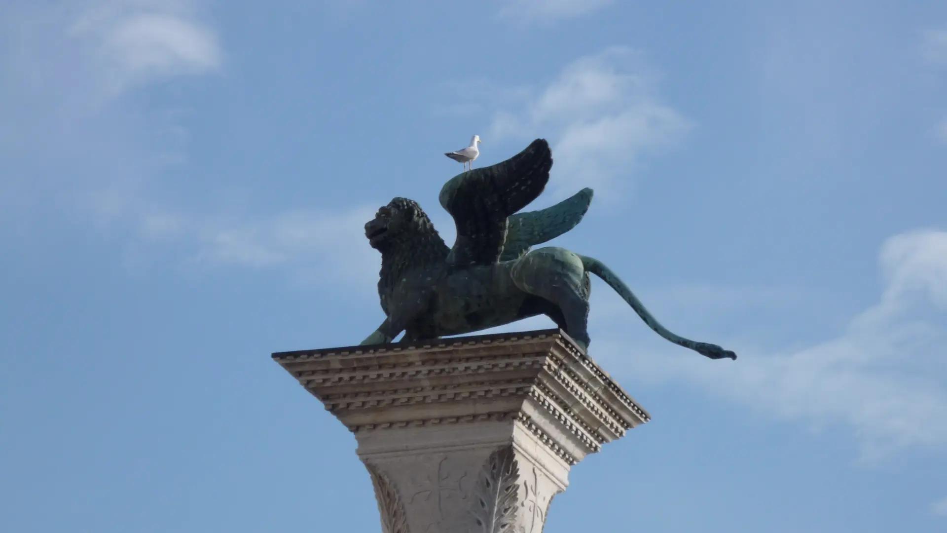 Un estudio sostiene que el león de la Plaza de San Marcos de Venecia sería una estatua funeraria china