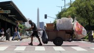 ¿Bajó la pobreza?: los cuestionamientos detrás del dato del Indec
