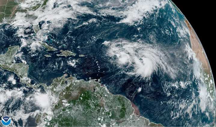 EEUU alerta de la formación de un posible ciclón que afectaría a la costa este