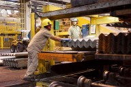 La industria del fibrocemento acosada por las importaciones con despidos y suspensiones en aumento