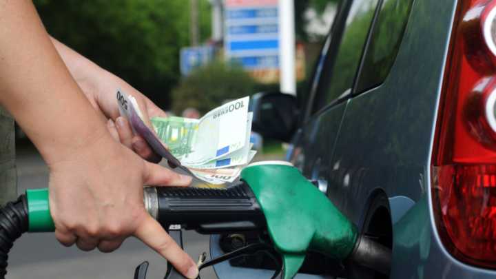 La advertencia de las gasolineras de Cantabria si abusas de los combustibles low