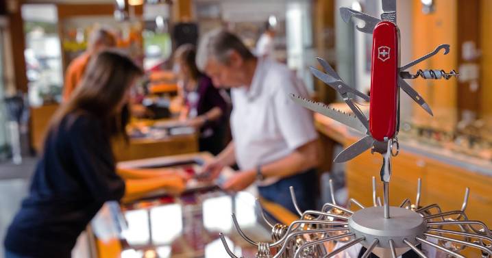 Victorinox pisa fuerte en Brasil: de la navaja icónica al reloj líder en ventas