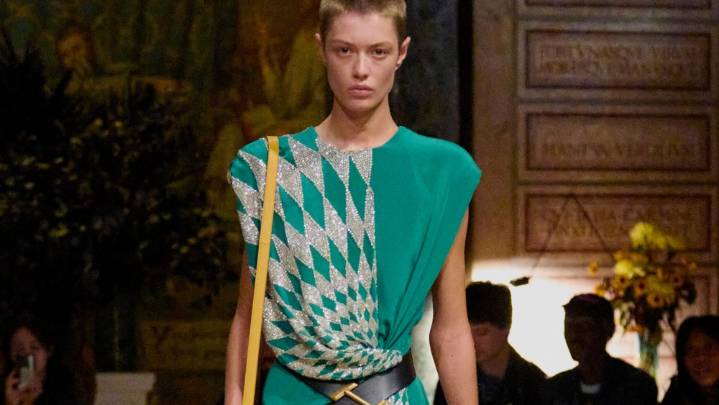 Dario Vitale's Versace: Industry Experts React to First Collection