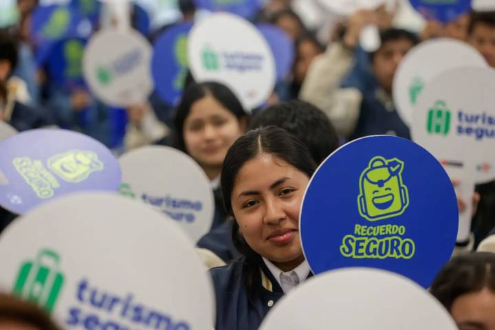 Gobierno lanza la campaña "Recuerdo Seguro" para prevenir riesgos en los viajes escolares
