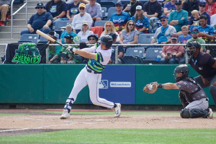 AquaSox ride big bats, clutch pitching to Game 3 win
