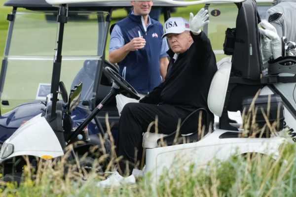 Trump elige su propio club de golf como sede del G20 en 2026