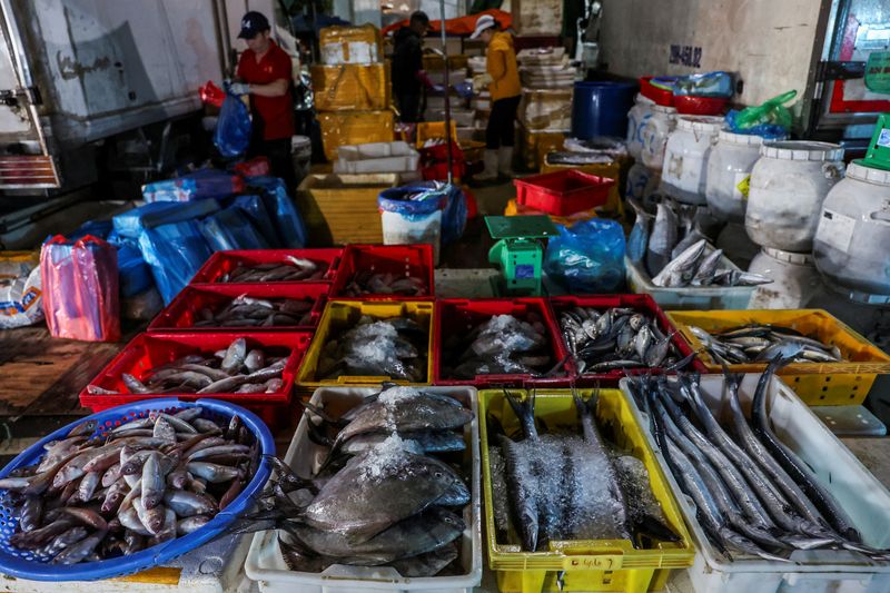 Vietnam asks United States to reconsider seafood export ban