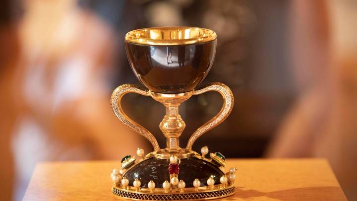 Vuelco en la historia del santo cáliz: investigadores valencianos desvelan el "viaje real" de la reliquia