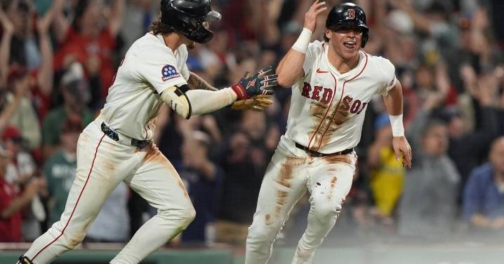 Red Sox edge Athletics 5-4 in 10 innings for 11th walk
