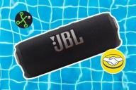 Potente bocina bluetooth JBL, con hasta 16 horas de batería y carga por USB