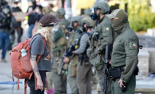 Trump depliega tropas en Portland