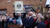 Bandera de Palestina es izada en Londres tras el reconocimiento del Reino Unido