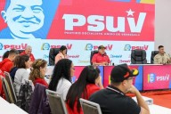 PSUV evalúa estrategia de "ofensiva permanente" ante amenazas