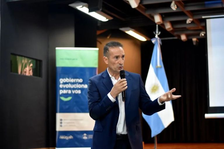 Neuquén lidera con una guía para la intervención del suicidio