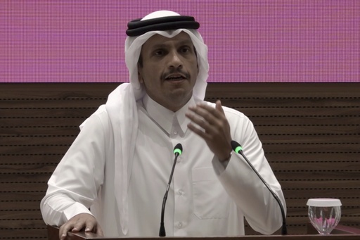 Trump intenta calmar a Qatar tras ataques israelíes pero evita criticar a Israel