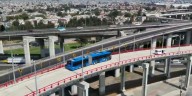 Línea 10 del Trolebús: autoridades evalúan daños en el viaducto elevado en Santa Marta tras explosión en La Concordia