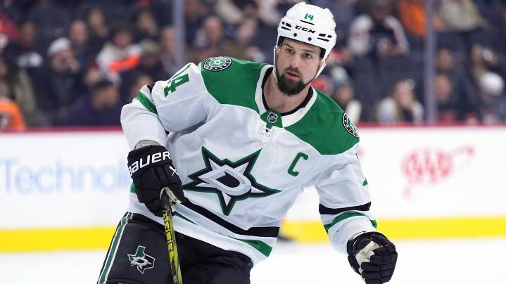 Dallas Stars captain Jamie Benn to undergo surgery for a collapsed lung