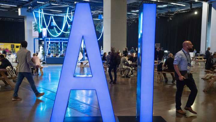 Some public service jobs will be cut as Ottawa adopts AI: chief data officer