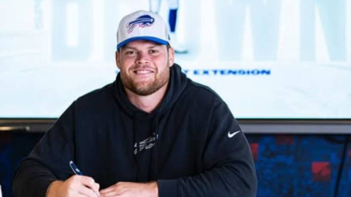 What is Spencer Brown’s Net Worth in 2025 – Salary with the San Francisco 49ers and Career Earnings Find out Spencer Brown's net worth, contract details, his salary, career earnings, and more on Essen