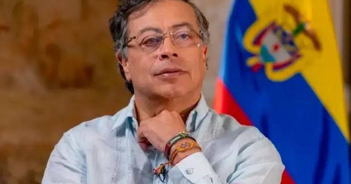 Presidente Petro hace anuncio: "Allí donde la ciudadanía ataque al Ejército habrá fumigación aérea"