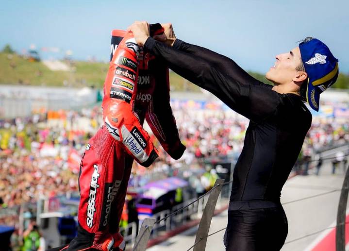 Gana Marc Márquez en San Marino