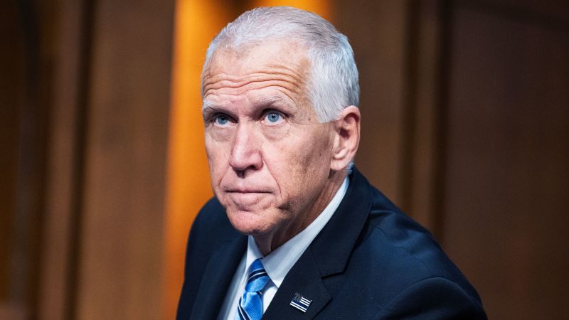 GOP senators ratchet up demands for Trump to push new sanctions on Russia