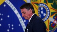 Bolsonaro es hospitalizado por problemas de salud