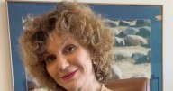 'I'm a New York Times best selling author and everyone should read these 5 books'