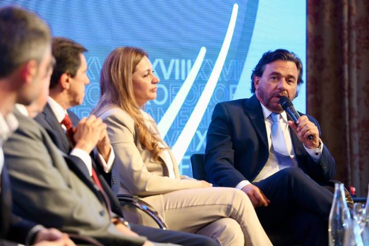 Tras el apoyo de Trump a Milei | El gobernador salteño se reunió con otros mandatarios en Bariloche