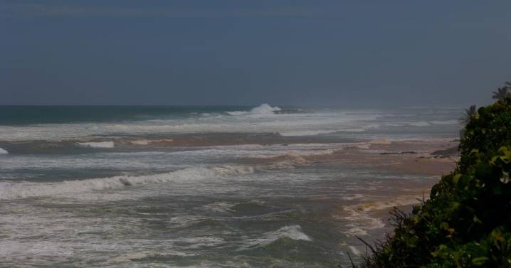 Continúa la ola de calor y persisten riesgos de lluvia y corrientes marinas en Puerto Rico